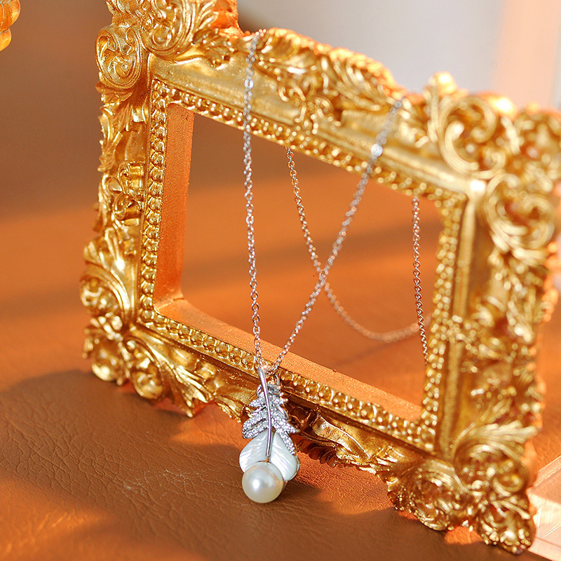 Necklace Elegant Mother-Of-Pearl Micro-Inlaid Feather Necklace Jewelry,Necklace Natural Pearl Earrings And Necklace, Exquisite Light Luxury Necklace