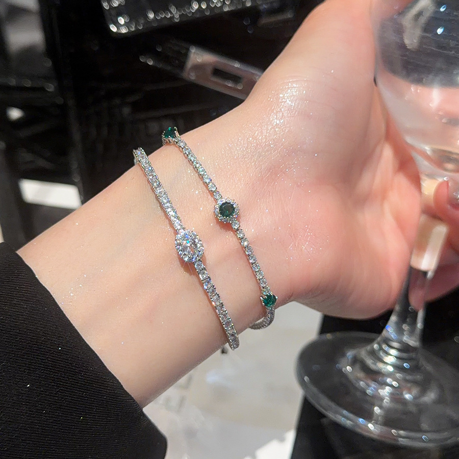 French-style exquisite simple zircon geometric round bracelet, light luxury high-end feel, fashionable and versatile niche jewelry for women
