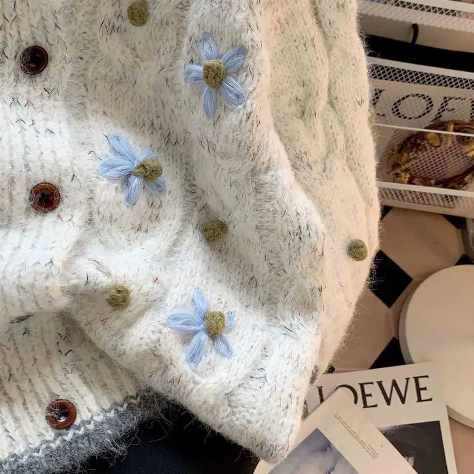 Womens Knit Cardigan Embroidery Flower Sweater M260306