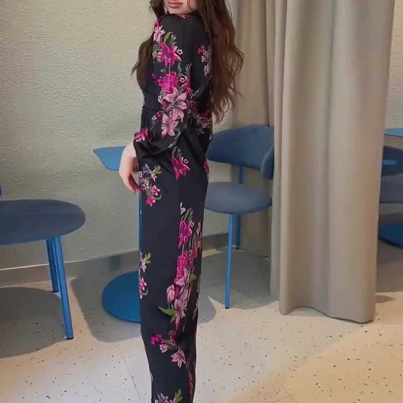 Temperament High Waist Ruffles Party Dress Sexy V-neck Floral Printed Satin Dress Elegant Vintage Long Sleeve Slim Evening Dress X260306