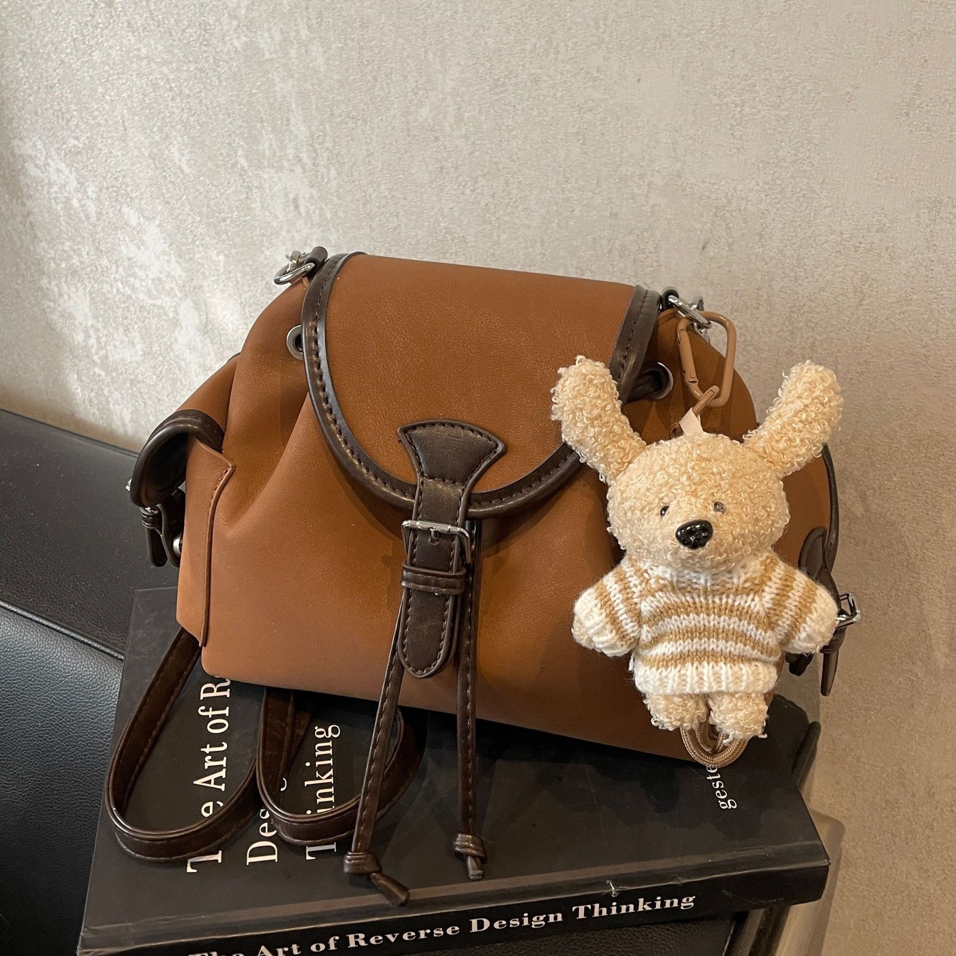 High end retro women's backpack new multifunctional shoulder bag large capacity commuting fashionable crossbody bag luxury handbag designer bag