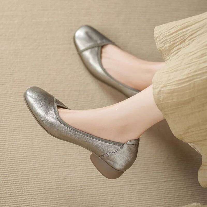Best-Selling Comfortable Soft-Sole Flats for Women, 2025Autumn New Style, Low-Heel Soft-Leather Shoes, Chunky Heel Slip-On Shoes