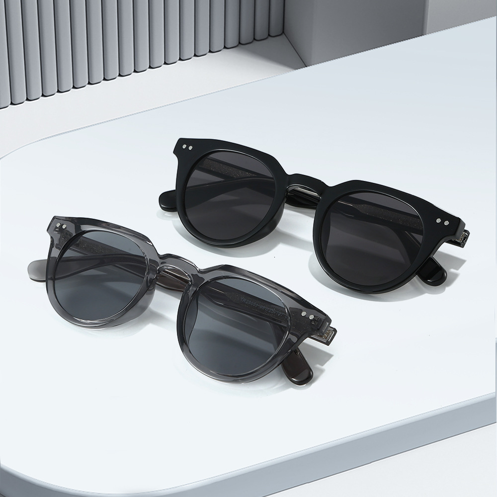 25 new model TR90 sunglasses, fashionable and trendy, personalized UV protection for street photography, unisex outdoor sunglasses
