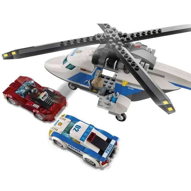 Compatible MOC Sets City Series Building Blocks High-speed Chase Prisoner Police Car Children's Toys Assembling Gift Z260306