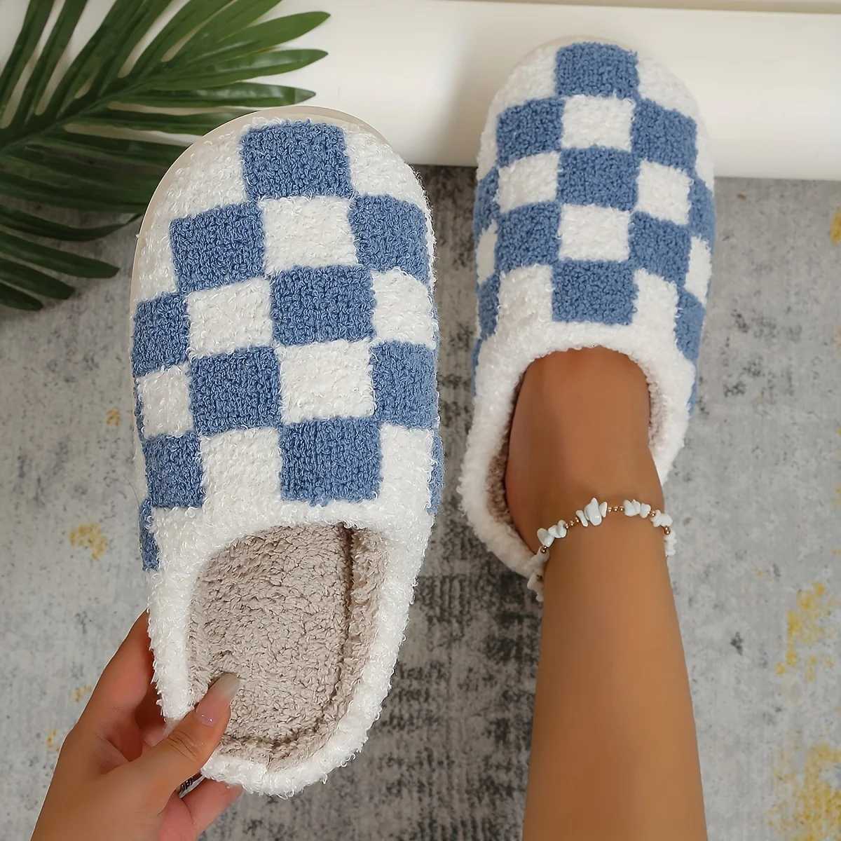 Checkerboard Pattern Slippers Casual Slip On Plush Lined Shoes Comfortable Indoor Home SlippersLadies Cotton Indoor Outdoo S260305