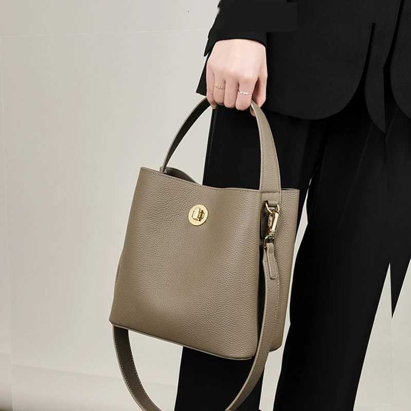 Hifashion Cow Genuine Leather Bucket Tote Handbags For Women 2026 Designer Top Handle Work Ladies Shoulder Crossbody Bags H260306