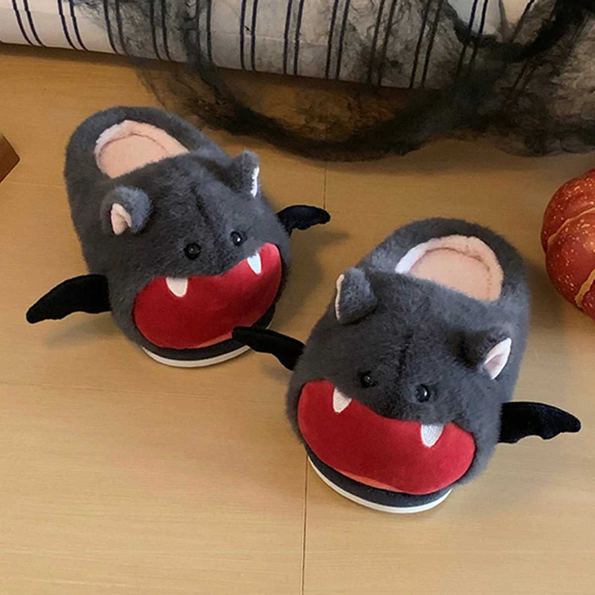 Cute-Spooky Bat Halloween Fleece Slippers for UnisexFunny Warm Winter Mens SlippersNon Slip Flat Sole Home Womens Slippers S260305