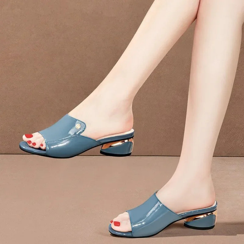 Womens Shoes Fashion Red Sexy Womens Slippers PU Soft Leather Ladies Comfortable Sandals Suitable for Girls Pantuflas Mujer 260305