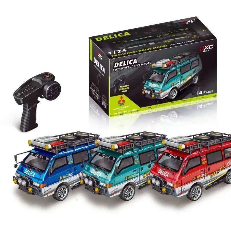 Delica 1:24 Full Size 2.4G RC 2WD/4WD Equipped With Remotely Controllable Lights Simulating A Mitsubishi Car Model C260305