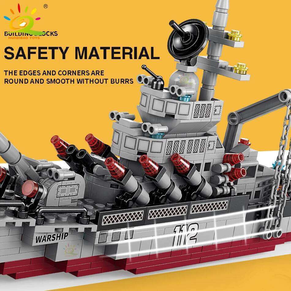 HUIQIBAO Military Ship 554pcs 8in1 Aircraft Cruiser Building Blocks Army Warship Plane Truck Bricks City Children Toys for Boy Z260306