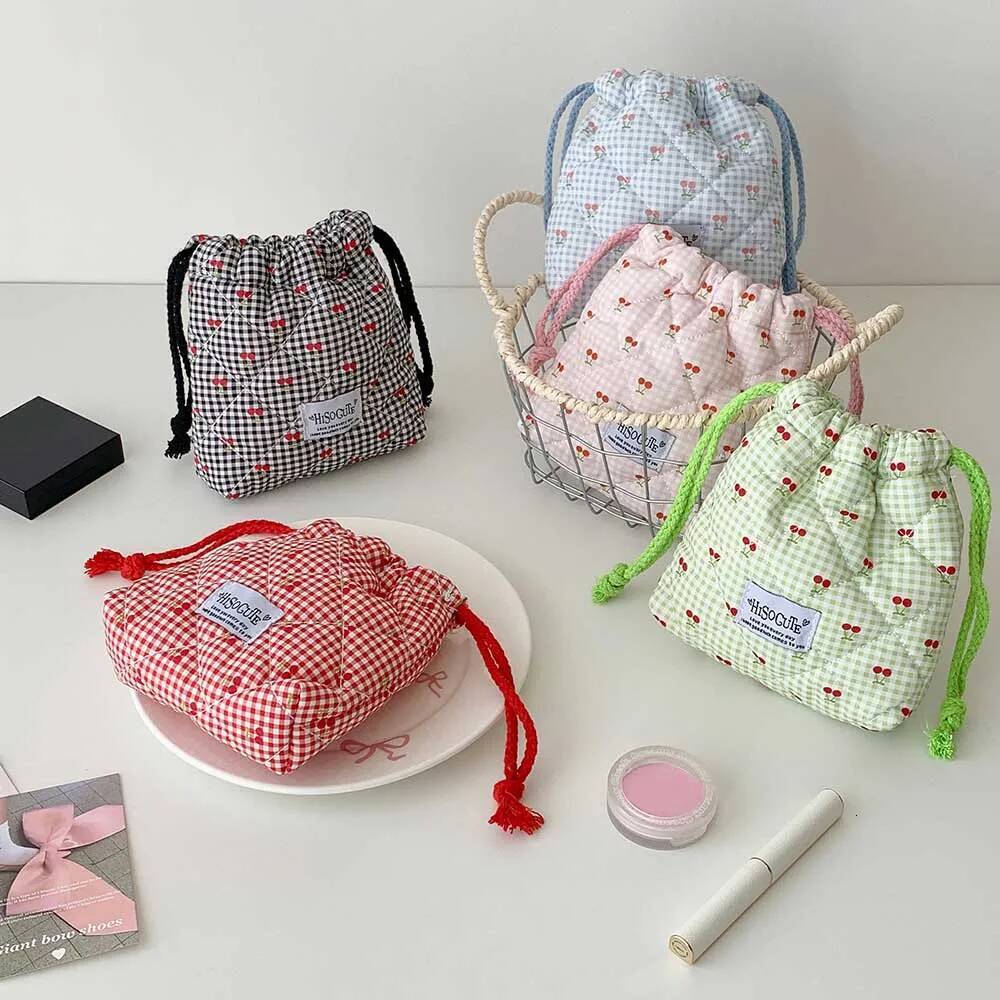 Bestseller Cute Girl Cartoon Drawstring Makeup Student Cherry Print Toiletry Travel Portable Cosmetic Storage Bag Make Up Pouch ddmybear