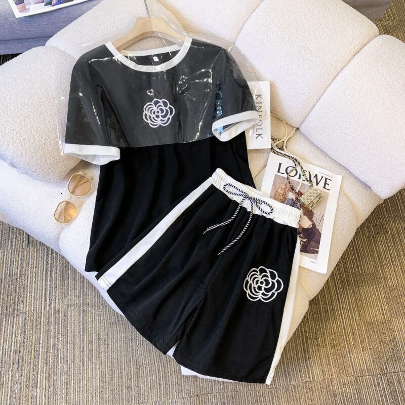 Women's Summer 2025 New Sports Casual Outfit, Short-Sleeve, Street-Fashionable, Stylish, Age-Reducing, Trendy Two-Piece Set Asia Size