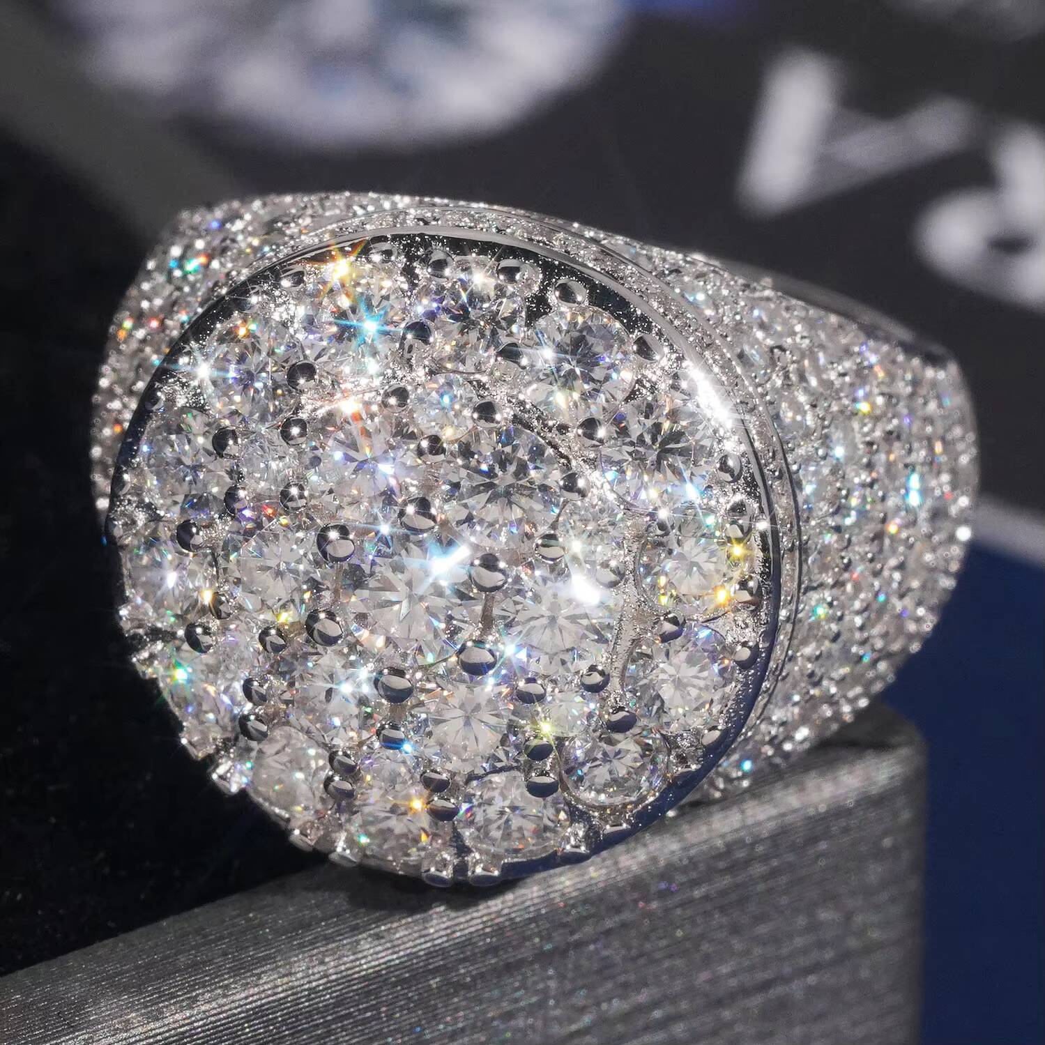 Hot Selling Hiphop Style Mens 925 Silver Moissanite Ring VVS Grade Passes Diamond Tester for Wedding Everyday Wear