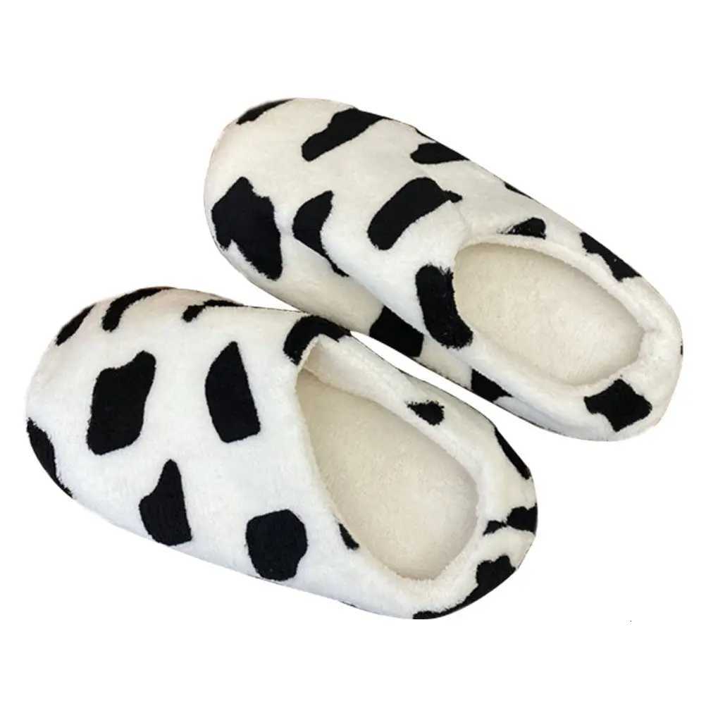 1 Pair Cow Pattern Winter Slippers Warm Slip-on Indoor Footwear Lightweight Students Bedroom Shoes Soft Warm Slippers Christmas S260305