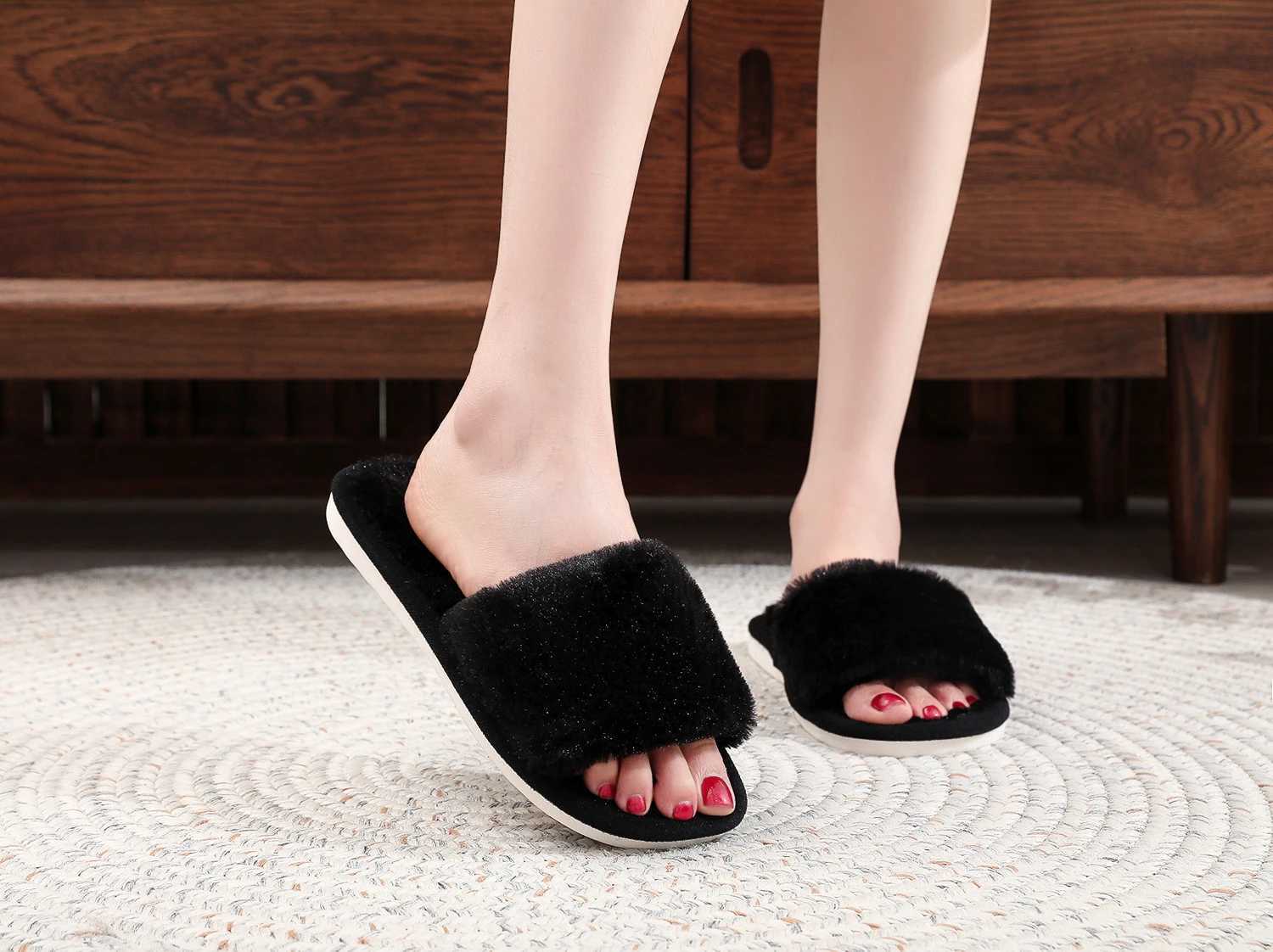 Winter Women Winter House Furry Slippers Non-Slip Casual Indoor Flats Floor Shoes Ladies Flip Flops Warm Shoes Solid Colors S260305