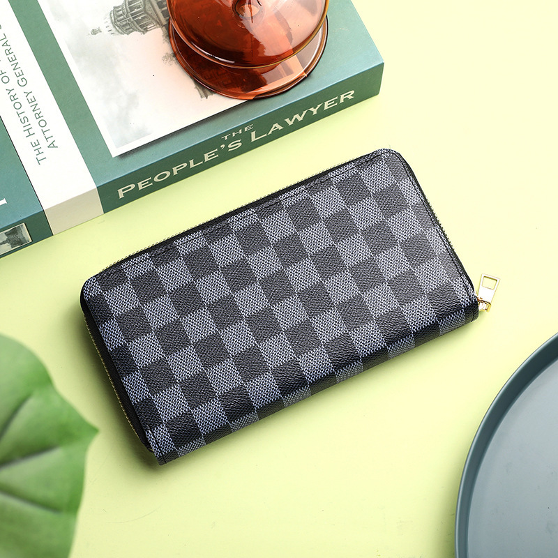 2026 Distribution Long Anti-demagnetization Card Luxury Handbag Holder For Men And Women, Large Capacity, Multiple Card Slots Credit Card Holder, Bank
