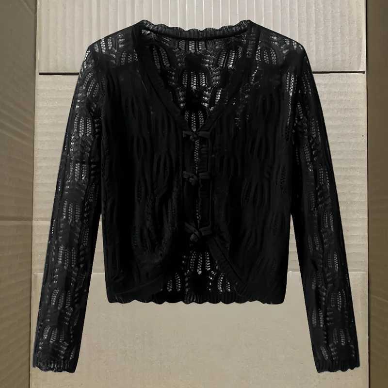 Cardigan Thin Ice Silk Ladies Jacket 2025 Summer New Long-Sleeved Short Hollow Sunscreen Shawl Women Coat Thin And Light Outside M260306