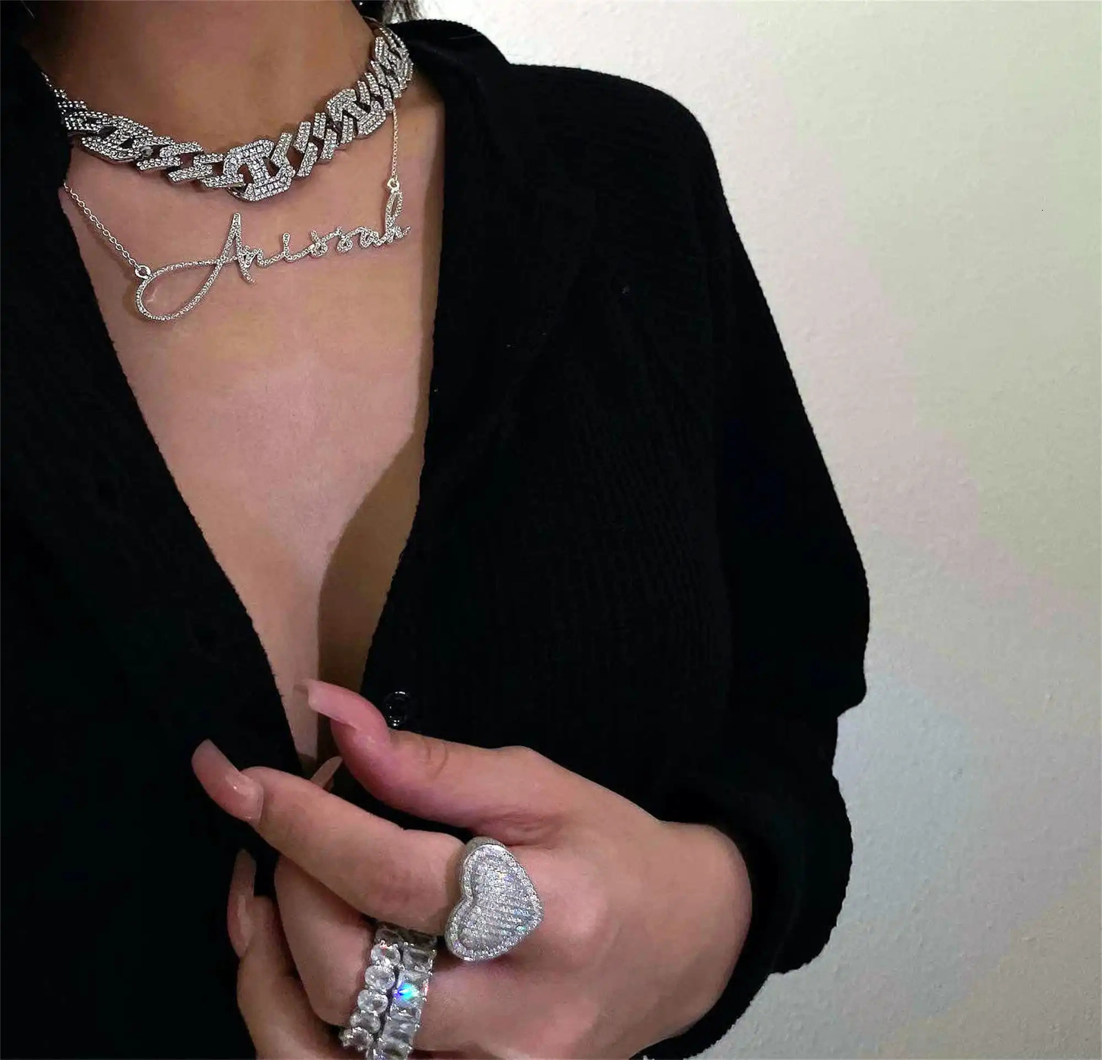 DHQH Personalized Customized Diamond Crystal Name Necklace Stainless Steel Gold Nameplate Sparkling Necklace Womens Gift 260302