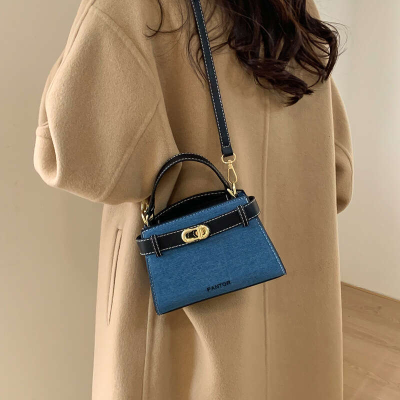 New Women's Handbag High-End Versatile Shoulder Commuting Trendy High-Value Simple Crossbody Bag