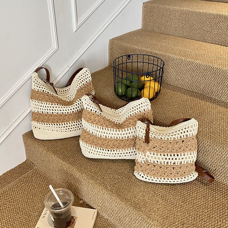 Korean style women's simple grass woven large capacity crochet commuting shoulder bag, high-end vacation handbag shoulder bag, designer bag