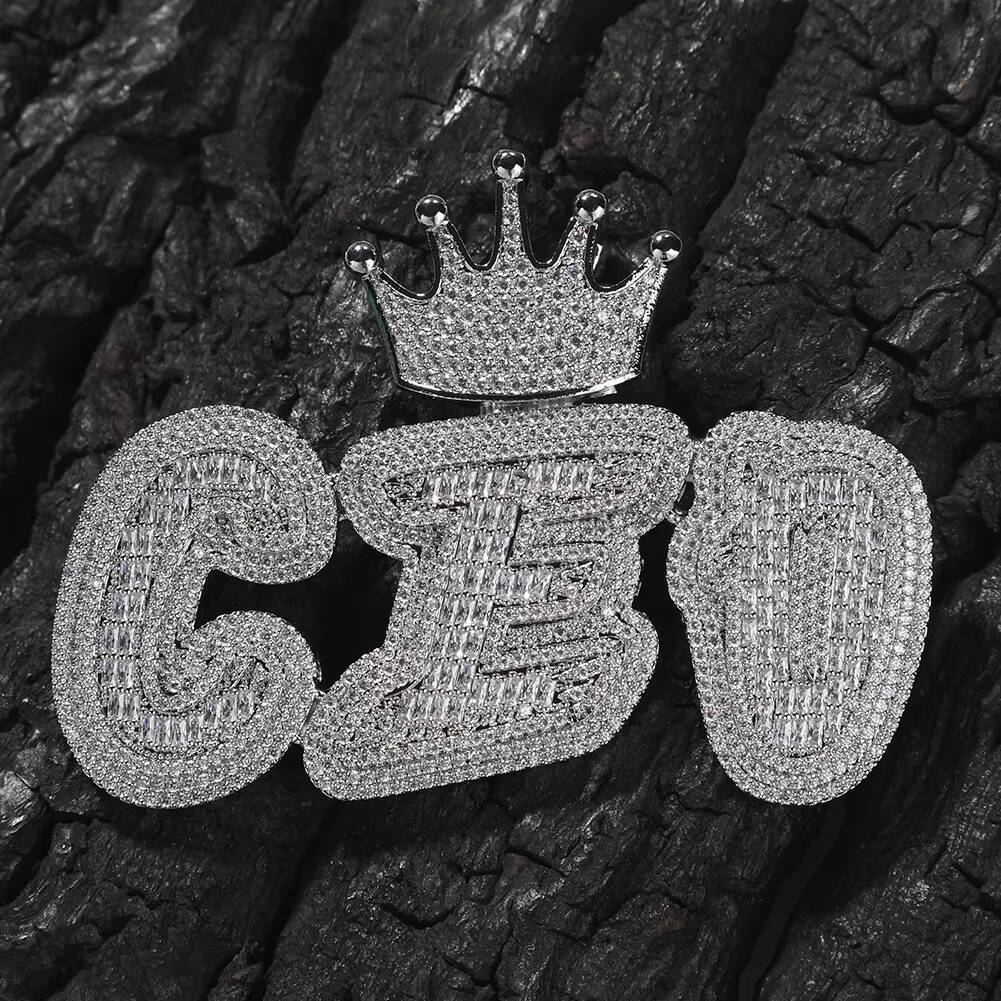 New Design Hiphop Big Letter Necklace Iced Out Baguette Cubic vvs moissanite Gold Plated Men Initial Name Letter Crown Pendant