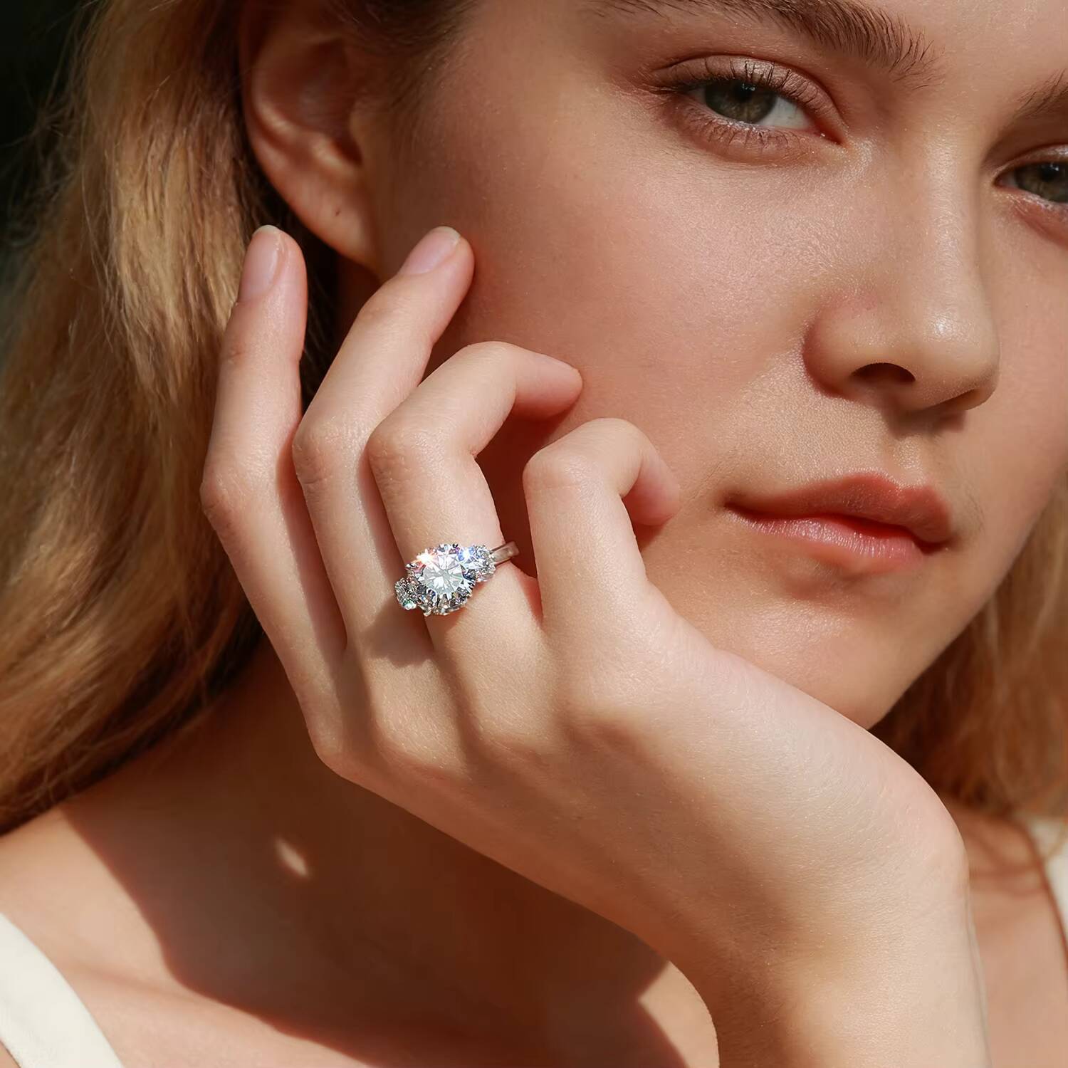 50 CTW Luxury Three-Stone Round Cut Moissanite Engagement Ring S925 Sterling Silver Fine Jewelry