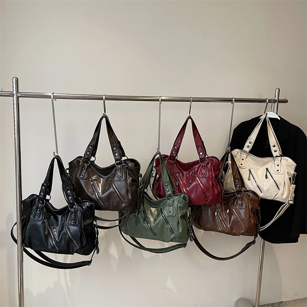 Glossy PU ed Rivet Zipper One Shoulder Bag Large Capacity Versatile Tote Bags Delicate Soft All-Match Crossbody Packs 260303