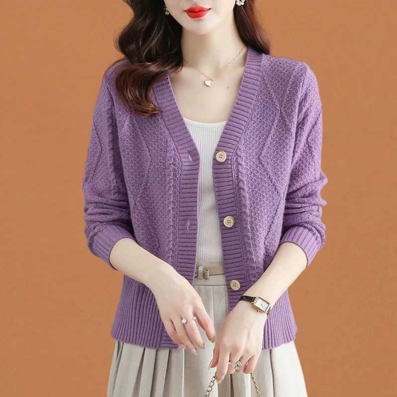 Spring Women Xiaoxiangfeng Knitting Cardigan Sweater Coat Female Short V-neck Knitwear Jacket Korean Lady Versatile Knit Outcoat M260306