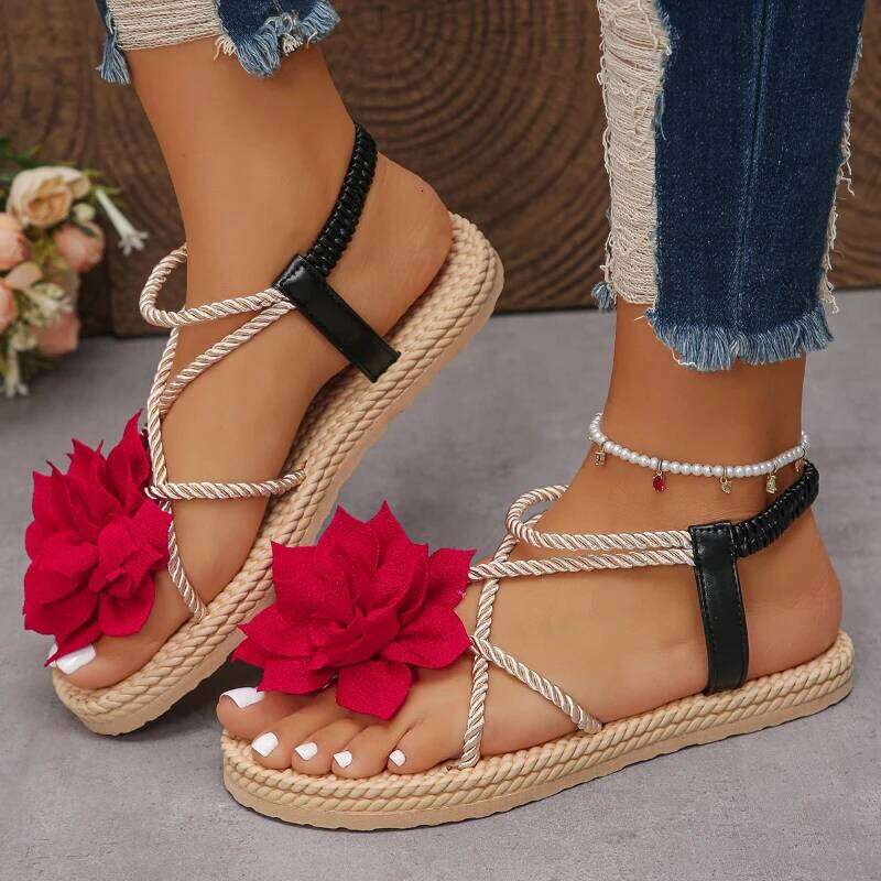 2026 new women's simple and versatile flat bottomed casual toe fashion design sandals outdoor comfortable beach shoes
