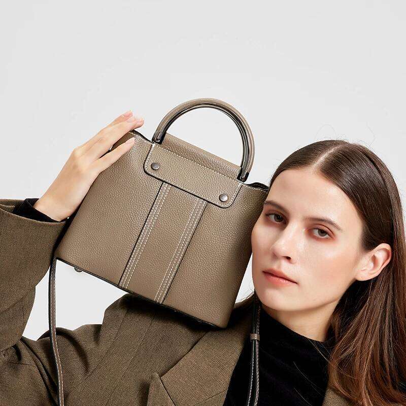 Women's Vintage Genuine Leather Handbags. Top Grain Cowhide Leather, Single Shoulder Cross Body Bags,Luxury Handbags Xiu Lai Si