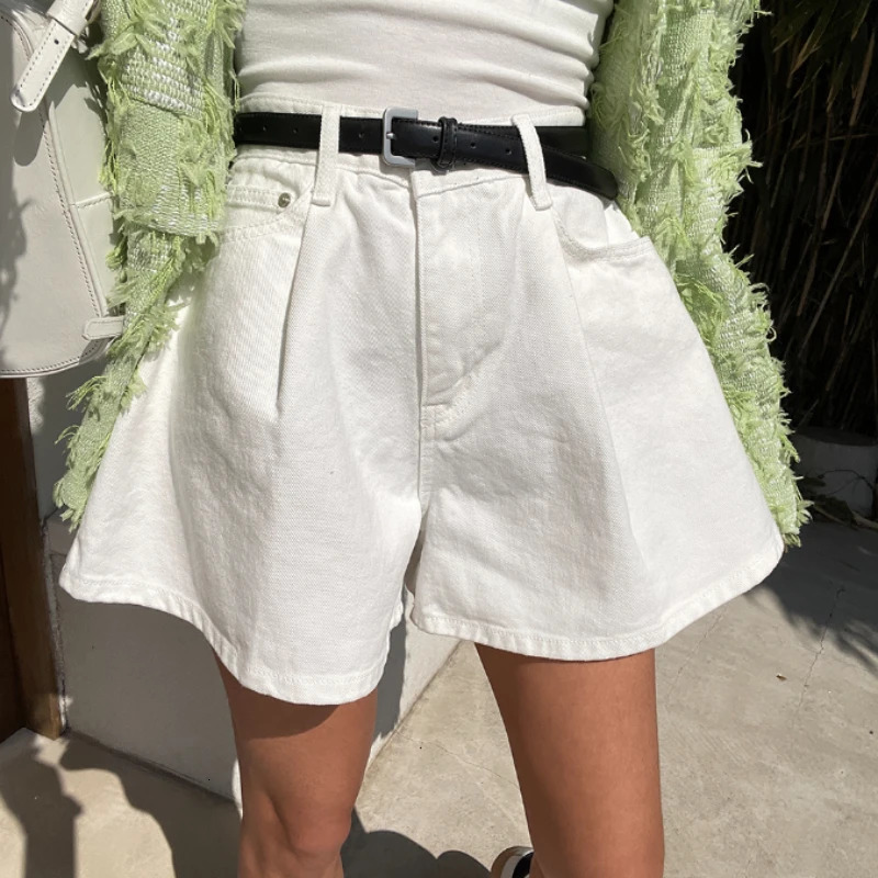 REALEFT Summer Washed High Waist Womens A-line Denim Shorts Pocket White Casual Loose Wide Leg Jeans Shorts Female 260306