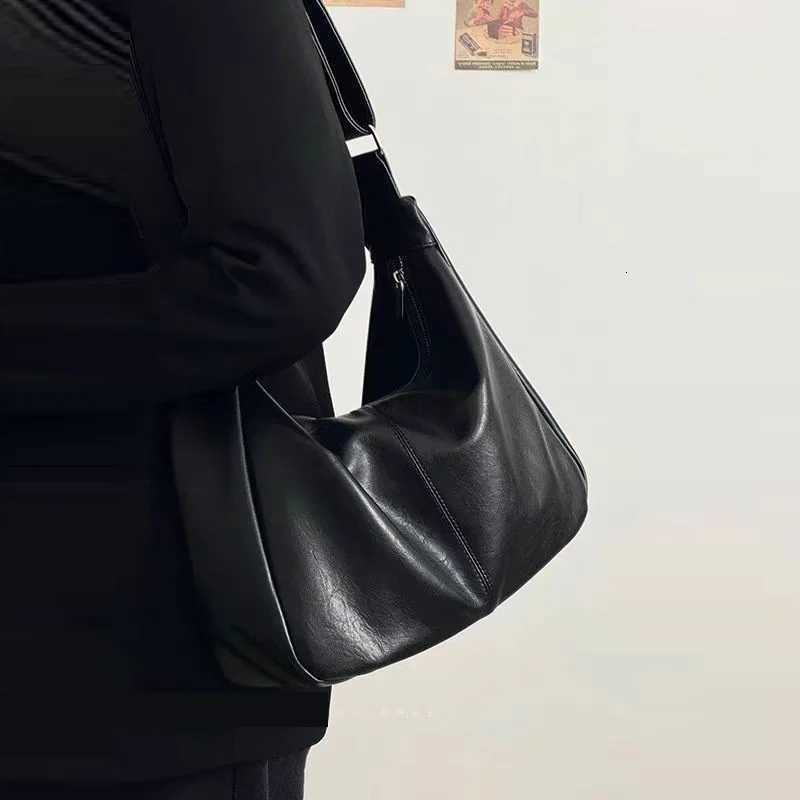 Fashion Soft PU Leather Tote Bags for Women Trend Female Simple Large High Capacity Shoulder Women Handbags Messenger Bags H260306