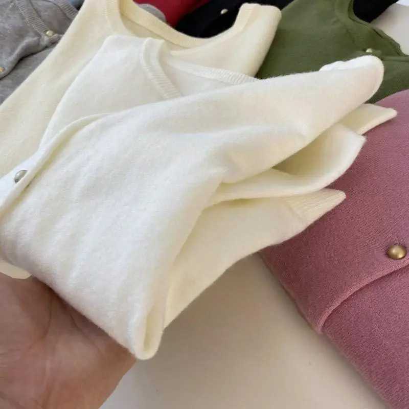 AOSSVIAO 2025 Autumn Winter Knitted Cardigan O-Neck Loose Solid Color Long Sleeve Sweater Korean Single Breasted Versatile Tops M260306