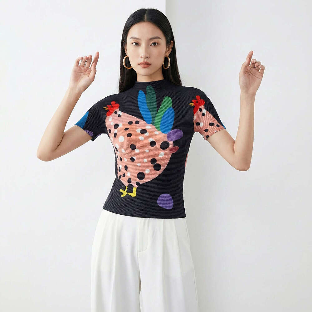 Miyake printed top, new cartoon chick half-high collar short-sleeve T-shirt, slim-fit, elegant, Designer ruched base shirt