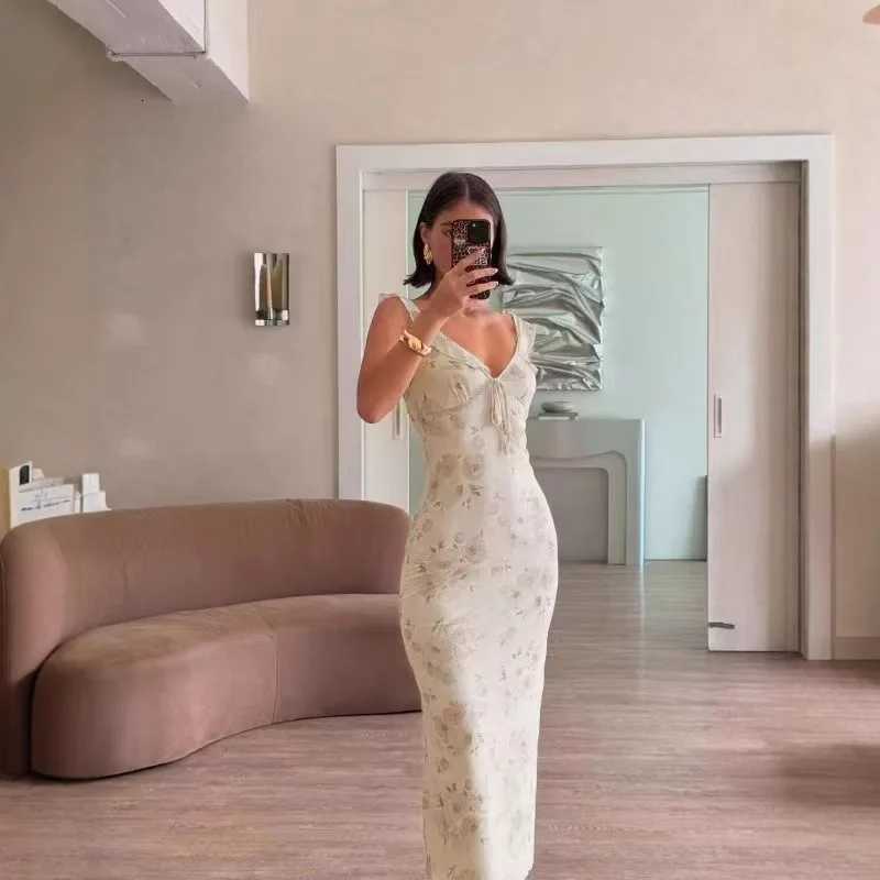 Sexy Elegant Flower Print Slim Long Dresses Women V-neck Low Cut Leace-up Backless Package Hip Bodycon Sleeveless Dress Female X260306