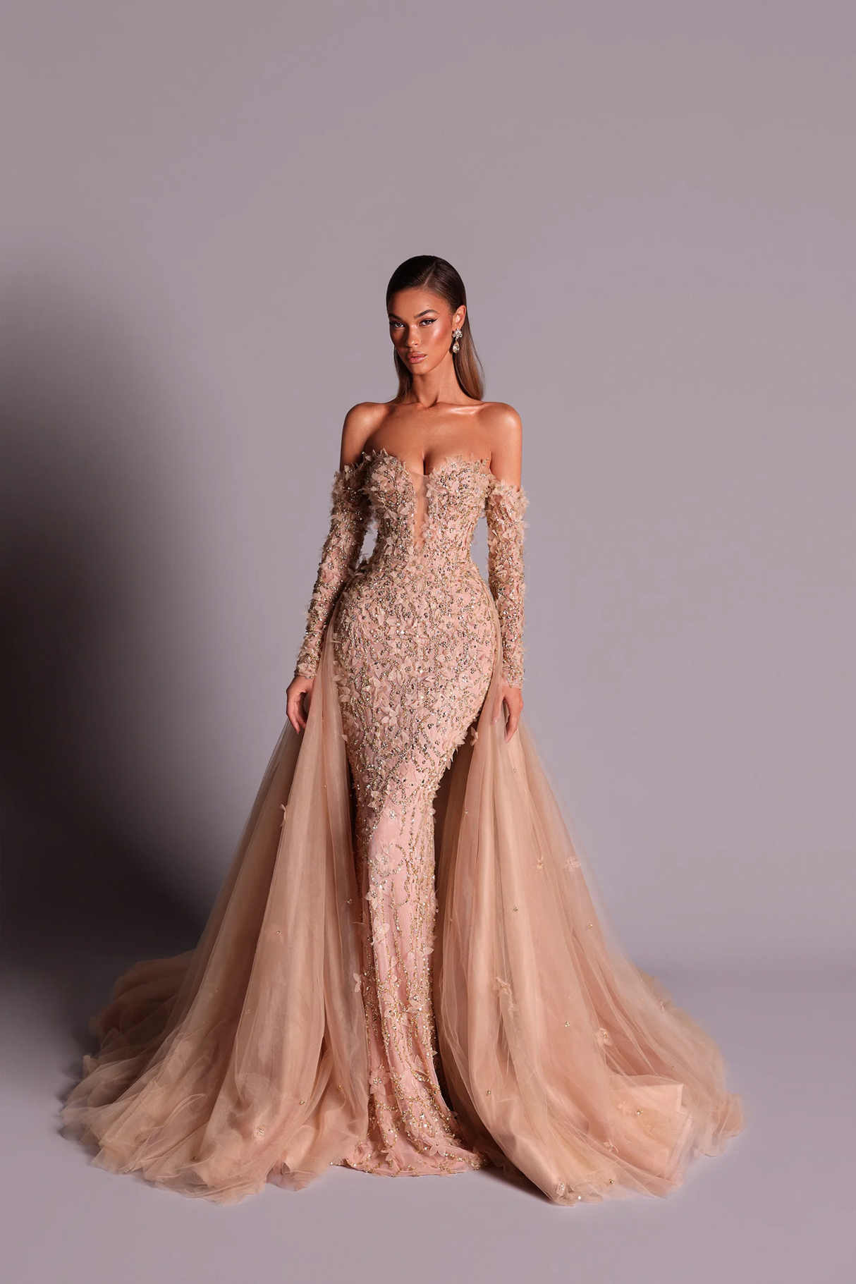 Fashion Sweetheart Lace Prom Dresses Elegant Long Sleeve Sequins Evening Dress Floor Length Party Gown Customized