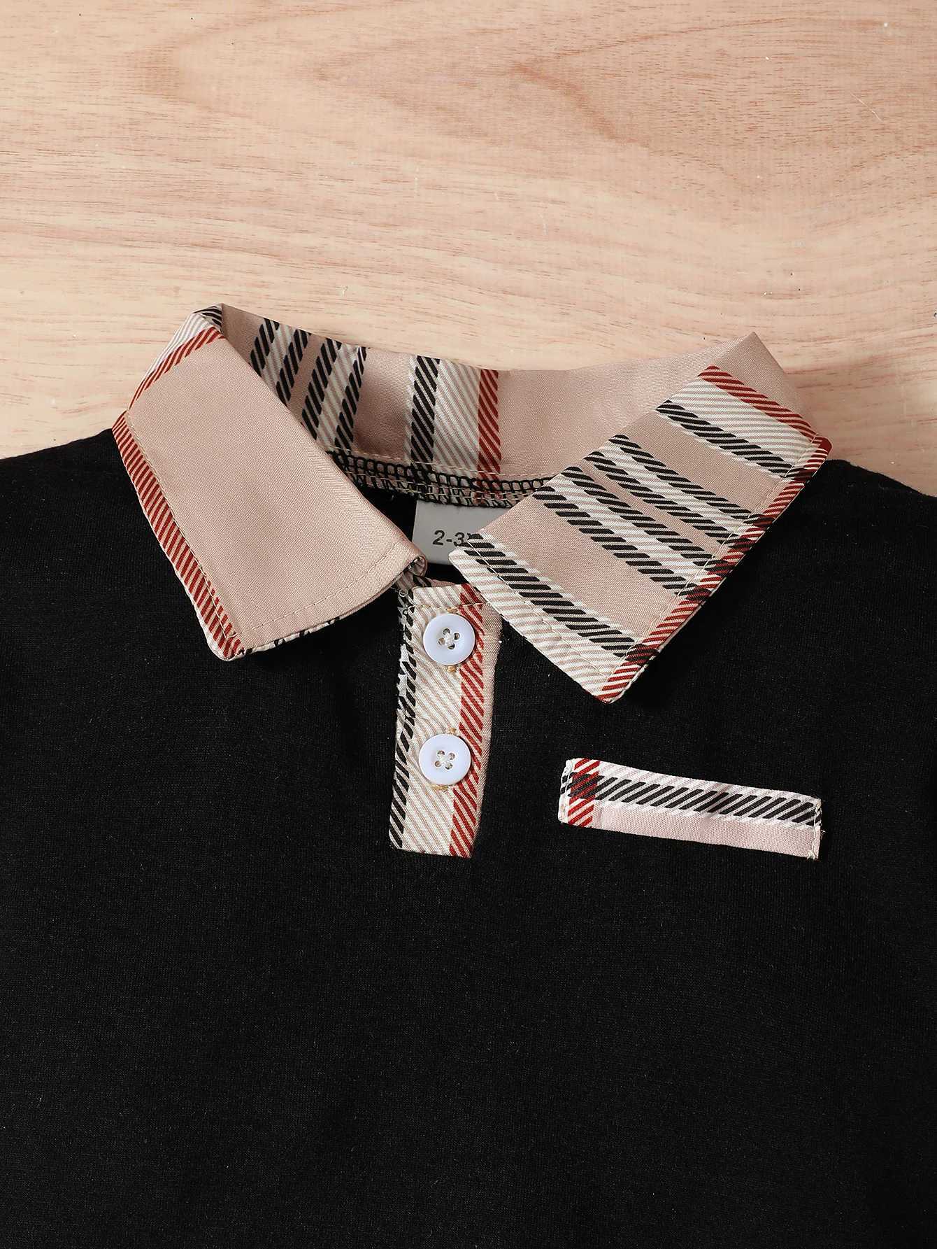 This 1-6 years old boys' plaid splicing polo set is casual, versatile, and cool, making it a perfect plaid short-sleeve two-piece set for summer.