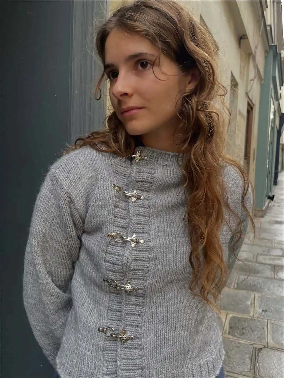 2025 European and American new autumn and winter button cardigan sweater warm casual and slimming womens knitted sweater emo M260306