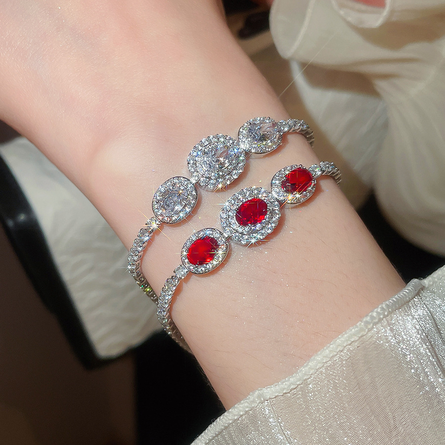 European American cross-border minimalist zircon oval bracelet, light luxury high-end feel, fashionable and unique niche jewelry wholesale