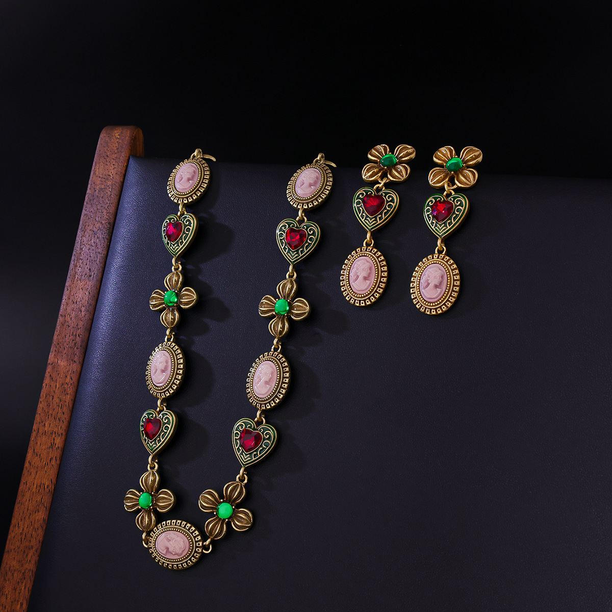 Necklace Flower Distressed Necklace Earrings Personality Retro Jewelry Set Vintage Palace Heart Portrait Versatile Earrings