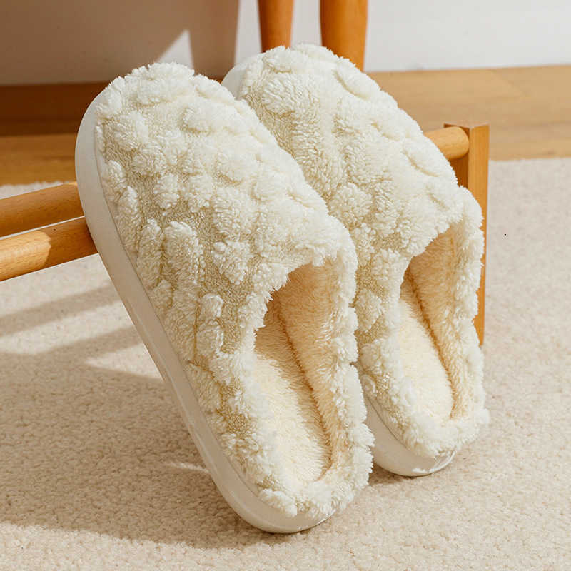 Cotton Slippers for Women New Indoor Warm Fuzzy Home Slippers with Stepping Comfort Winter Non-Slip Comfortable Cotton Slippers for Men S260305