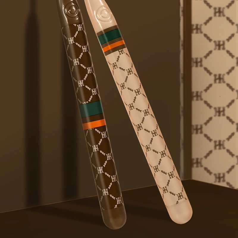 This 6-pack of adult toothbrushes features soft bristles, a small head, and a luxury plaid handle, making it an ideal family gift box set.T260306