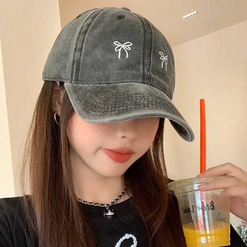 RICYGVM Women Embroidered Bow Baseball Hat Retro Cotton Duck Tongue Hats y2k Harajuku Solid Color Peaked Cap Outsoor Sun Visors S260306