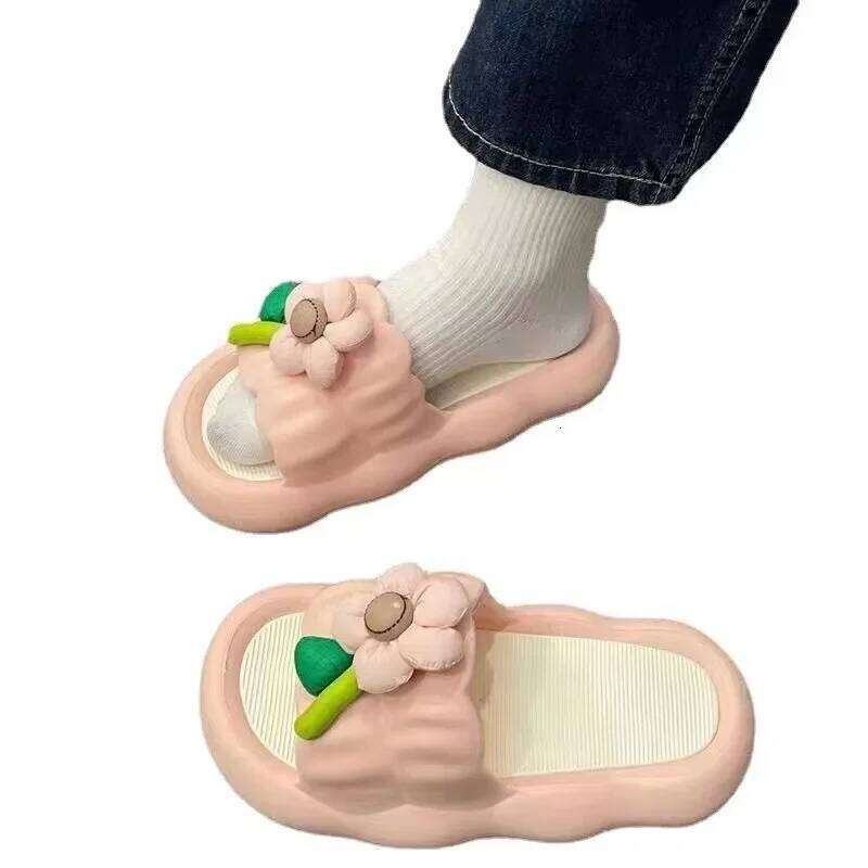 Summer House Lady Cloud Women Indoor & Outdoor Pillow Slippers Non Slip Quick Drying Shower Slides EVA Sandals