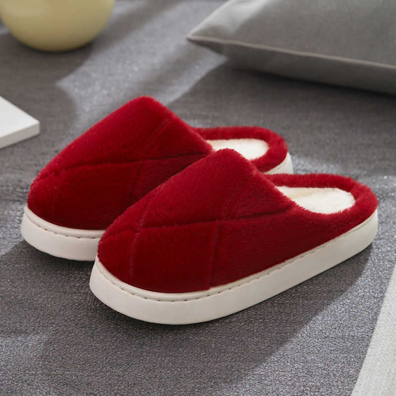 Plush Cotton Slippers for Women Autumn and Winter 2025 New Style Non-Slip Indoor Home Thick Sole Warm Cotton Slippers for Men Winter S260305