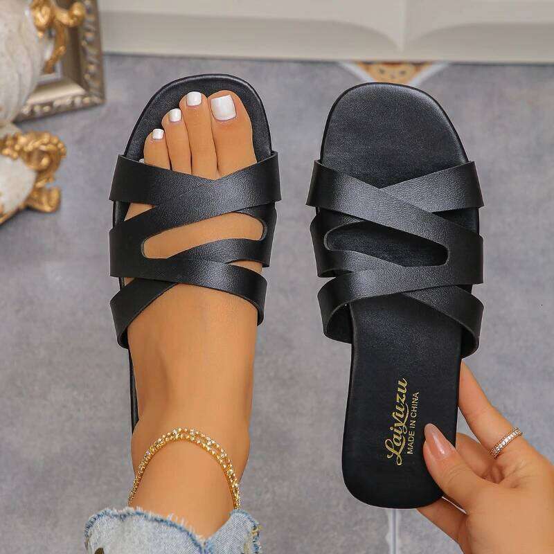 2025 Summer New Cross Lace Design Soft Bottom Anti slip Wear resistant Flat Shoes Fashion Sandals