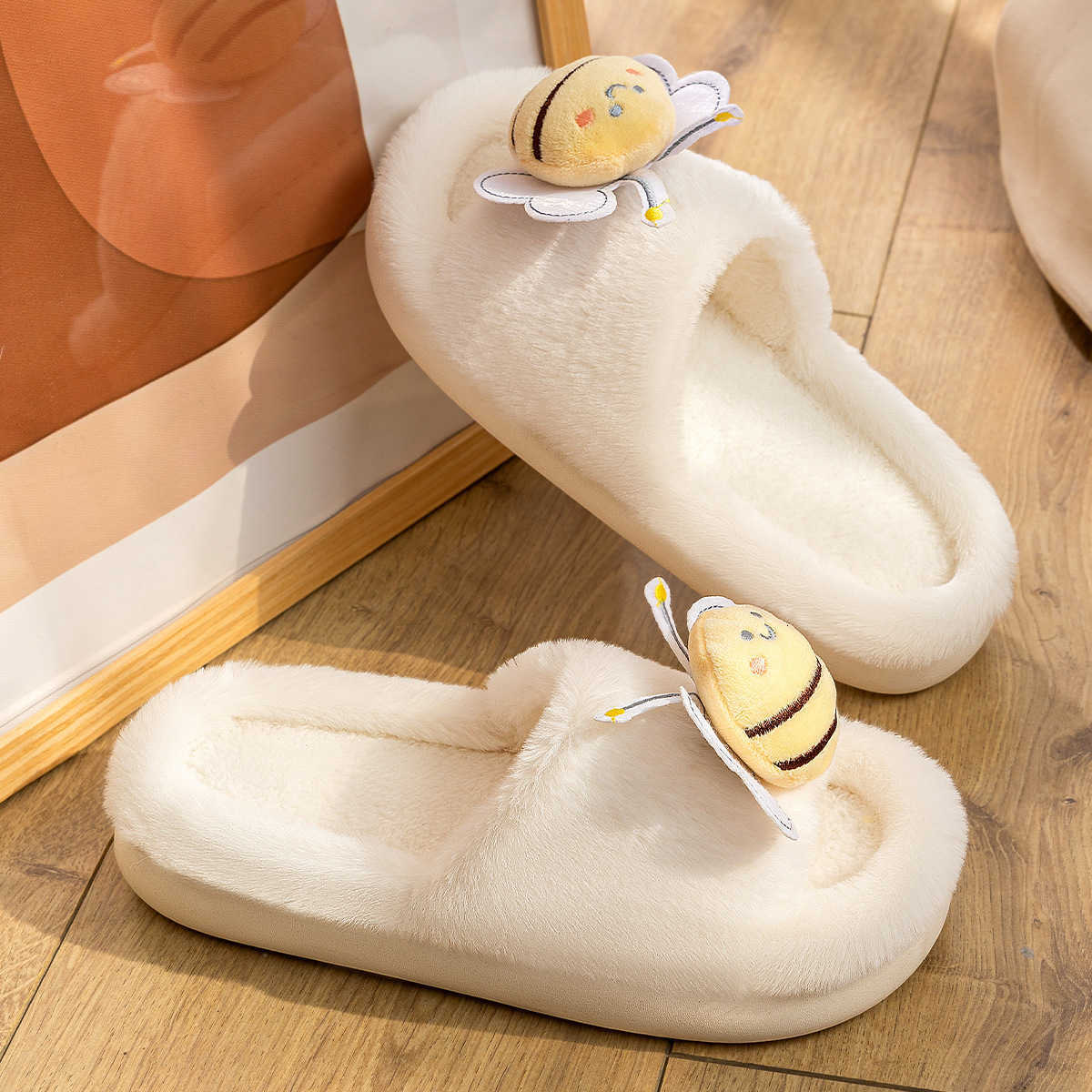Thick Sole Furry Slippers for Women Outdoor Wear Autumn Winter Trendy Ins Style Internet Celebrity 2024 New Soft Furry Half Cotton Slippers Spring Sum
