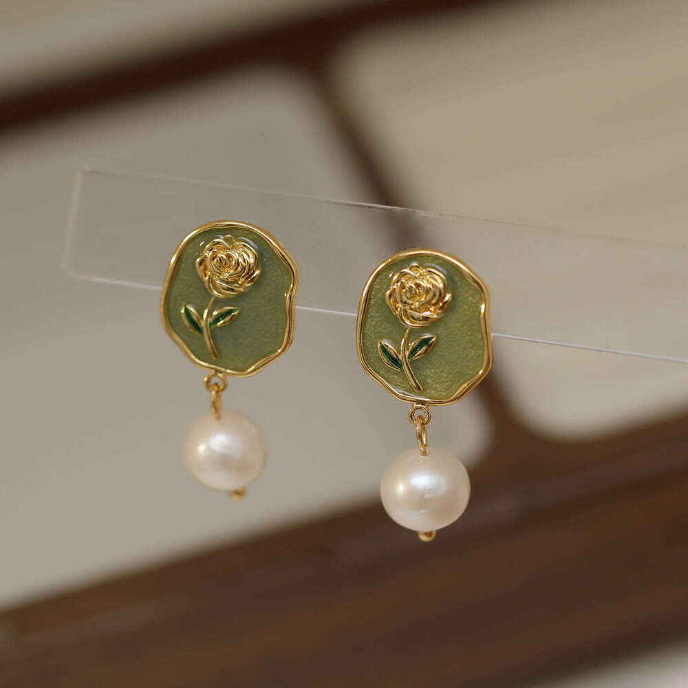 925 Silver Needle French Vintage Court Earrings With Natural Freshwater Pearls And Rose Flower Studs