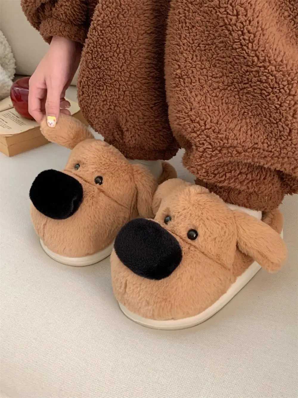 Big Nosed Dog Cotton Slippers For Men And Women 2024 Winter Bedroom Warm And Non Slip For Home Slippers Cute Furry S260305