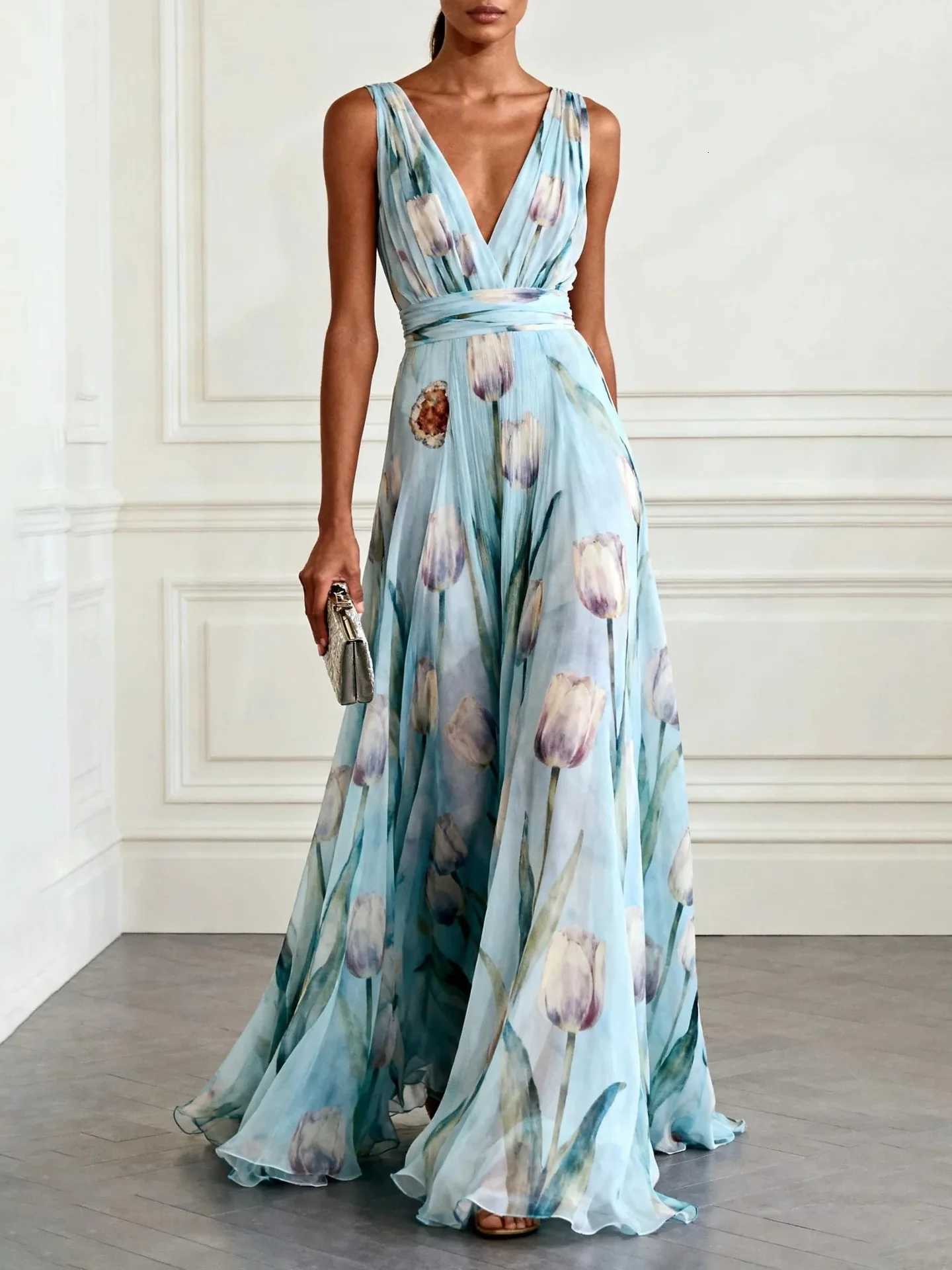2026 New Blue Tune Tulip Print Sleeveless V Neck Chiffon Evening Gown Elegant Flowy Long Banquet Dress X260306